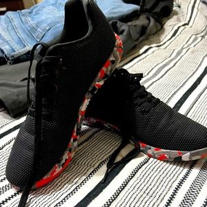 No bull Wild Storm classic trainers. Size 8.5m/10w.